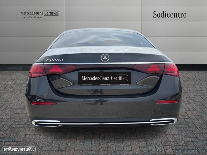 Mercedes-Benz E 220 - 9