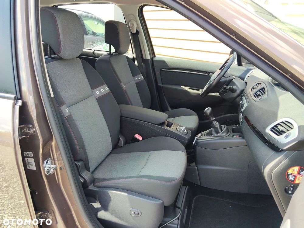 Renault Scenic ENERGY TCe 130 S&S LIMITED - 23