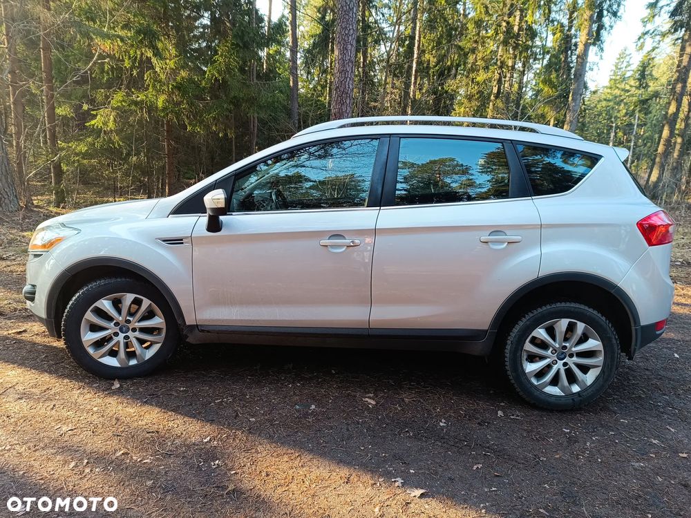 Ford Kuga 2.0 TDCi 4x4 Trend - 4
