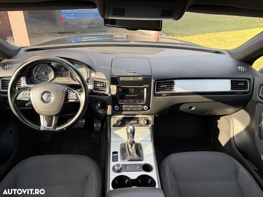 Volkswagen Touareg - 11