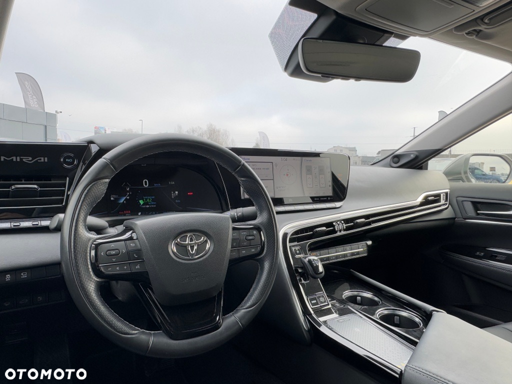 Toyota Mirai - 11