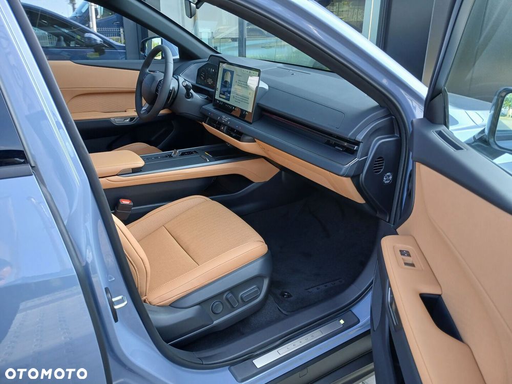 Lexus ES - 26
