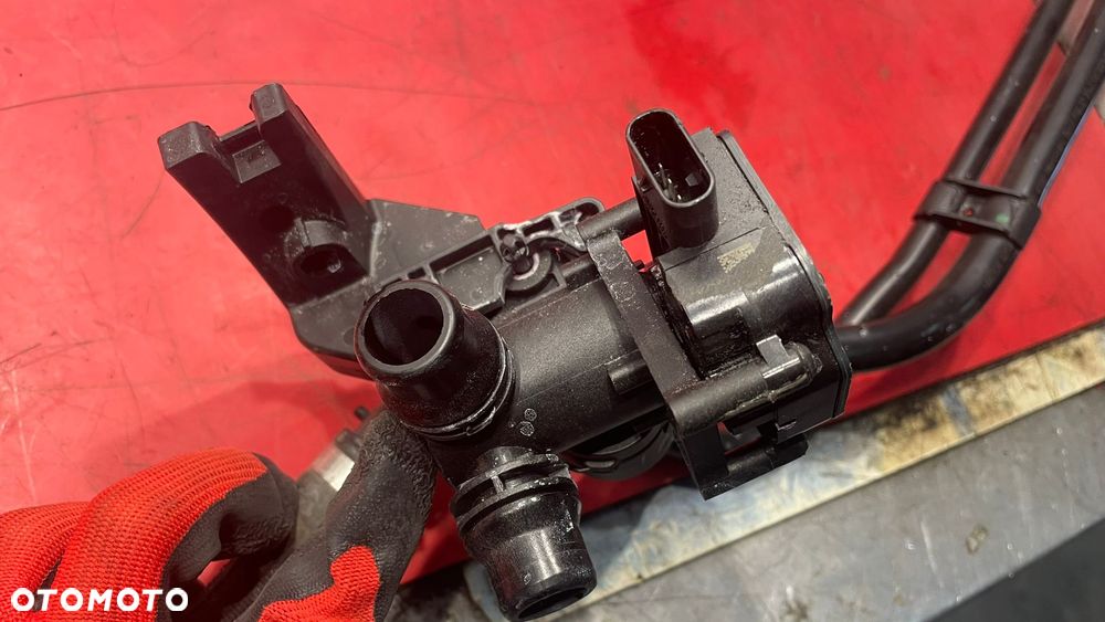 MERCEDES C KLASA W206 DODATKOWA POMPA WODY A0005061500 - 4