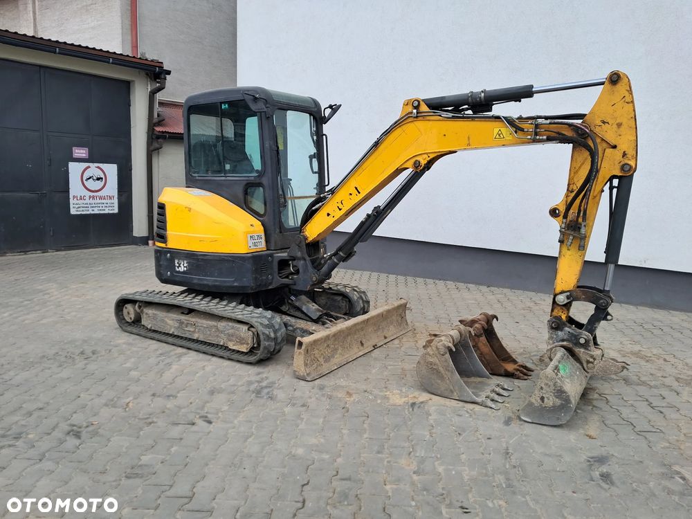 Bobcat E 35 * 3 łyżki * 3.5T *szybkozłącze * dodatkowe linie hydrauliczne * 2016r KUBOTA silnik 24.4KW * zero obrys * 3130 mtg *waga 3500 kg mini KOPARKA U36 303.5 8035 ET35 EZ35 ECR 38 U35 - 18