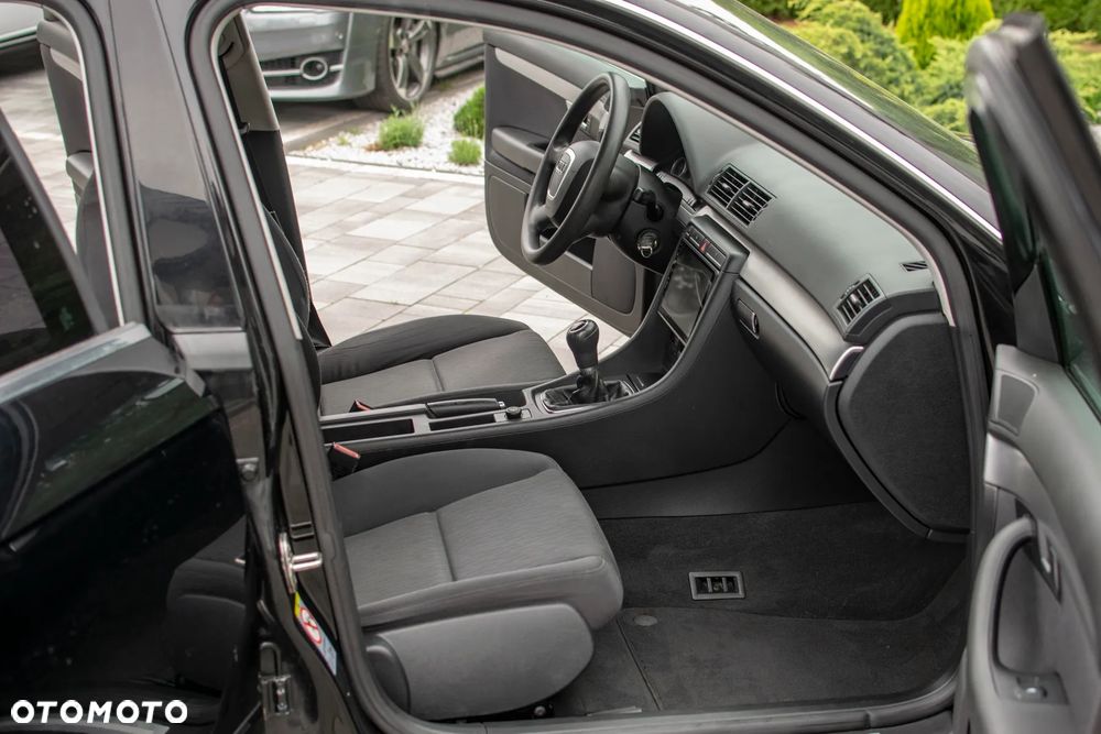 Audi A4 Avant - 36
