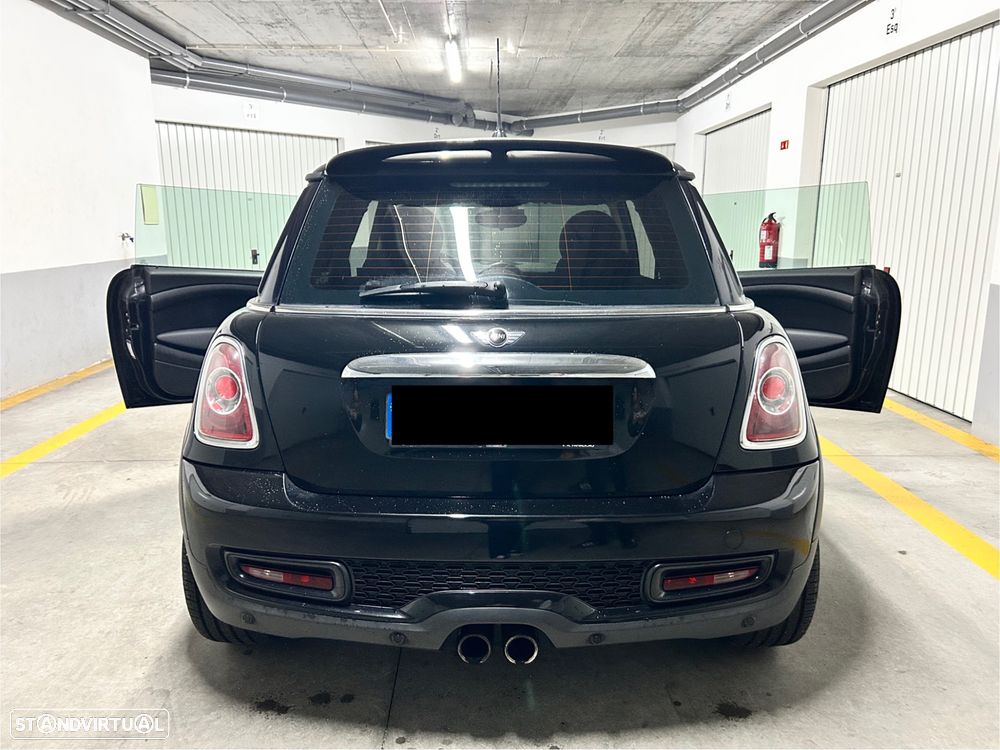 MINI 3 Portas One D - 13