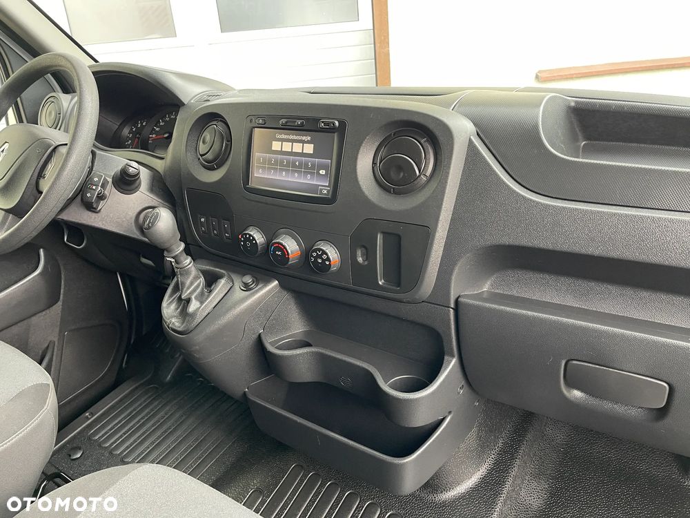 Renault Master Izoterma Winda - 26