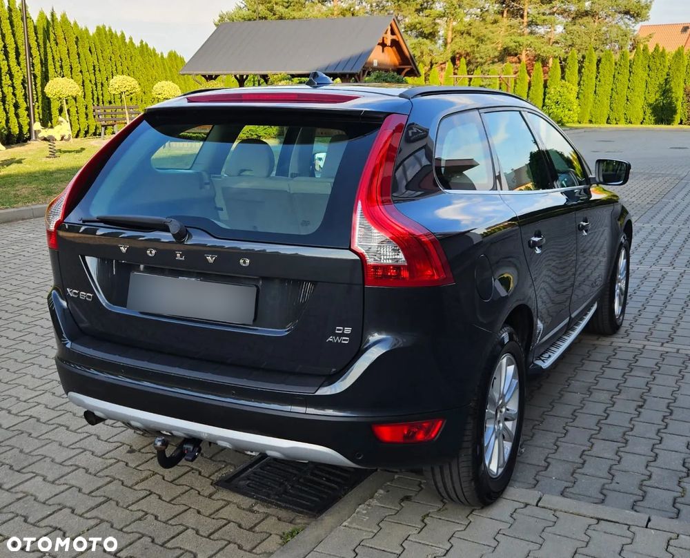 Volvo XC 60 D5 AWD Momentum - 12