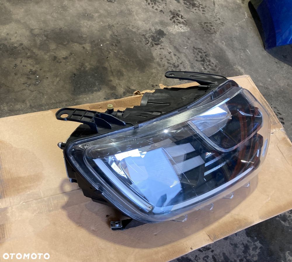 DACIA DUSTER 2 II LAMPA PRZEDNIA PRAWA REFLEKTOR PRAWY PRZÓD Wwa - 2