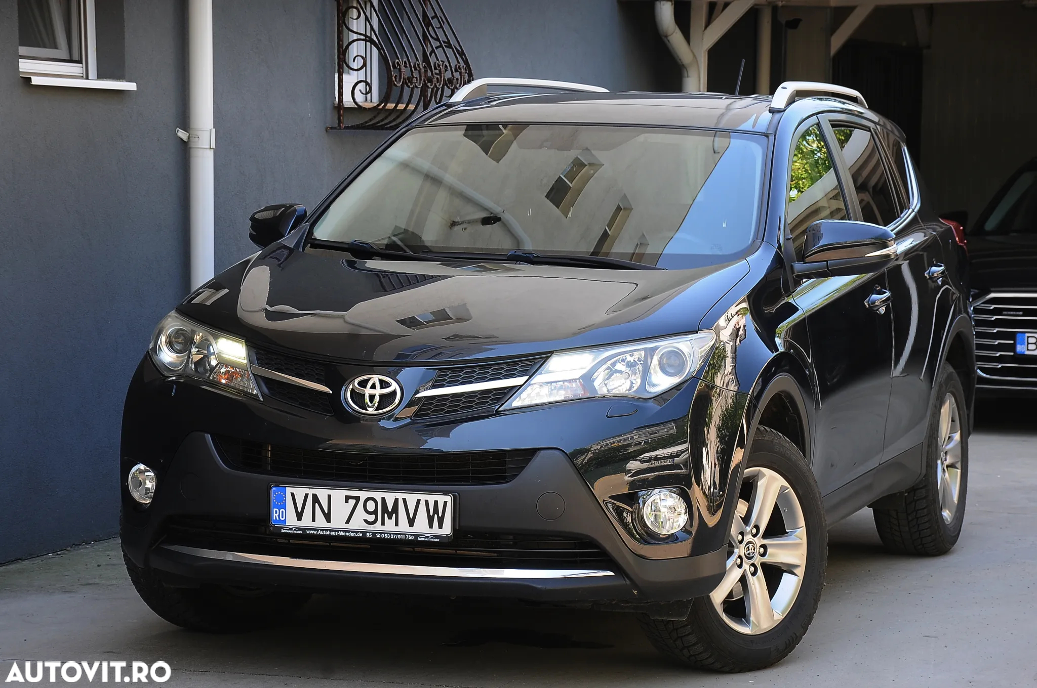 Toyota RAV4 2.2 D-4CAT 4WD Aut Luxury - 23
