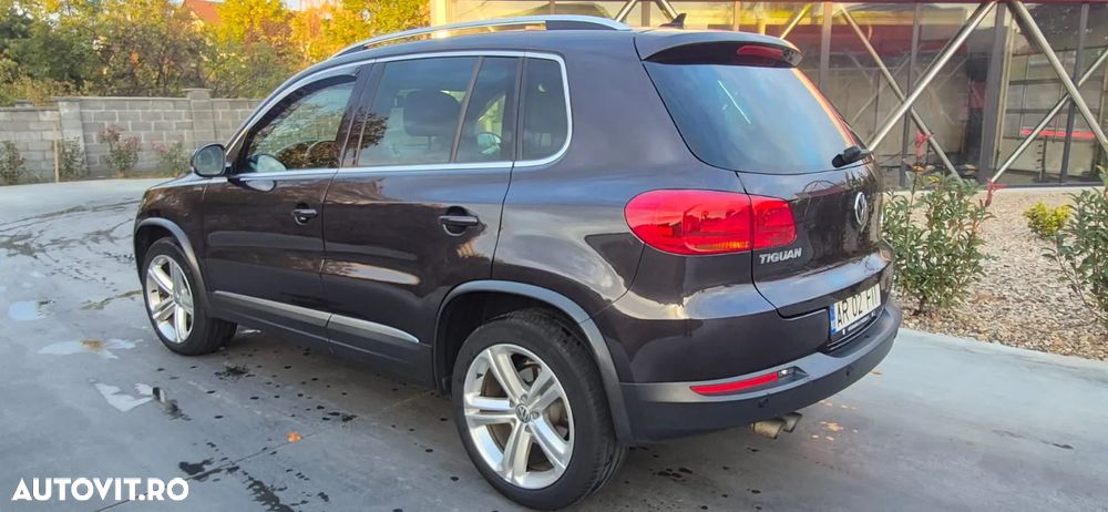 Volkswagen Tiguan - 4