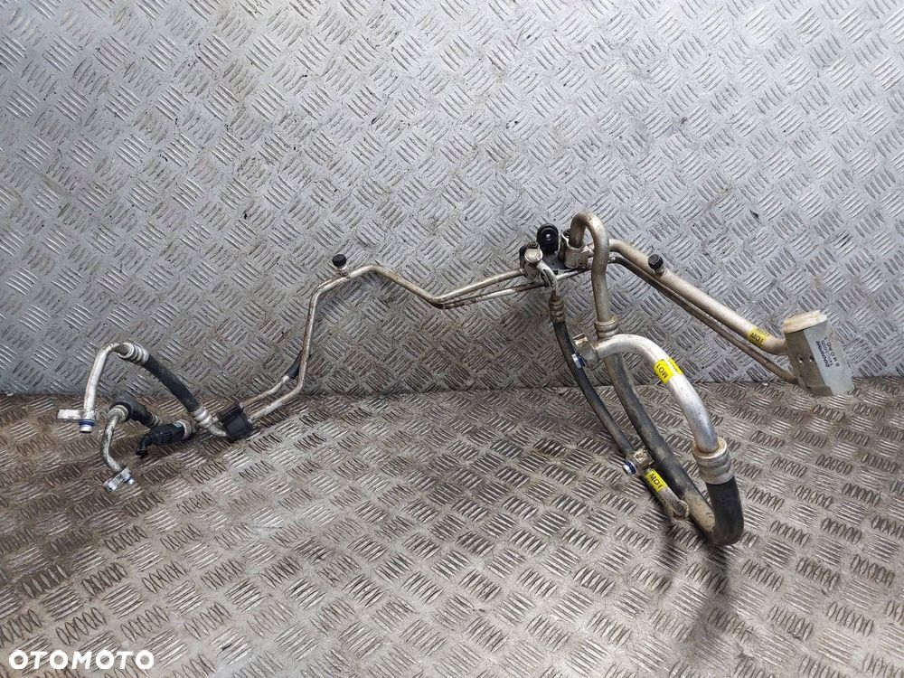 PRZEWÓD KLIMATYZACJI KOMPLET KIA SPORTAGE II 2.0 16V 41623-0521 - 2