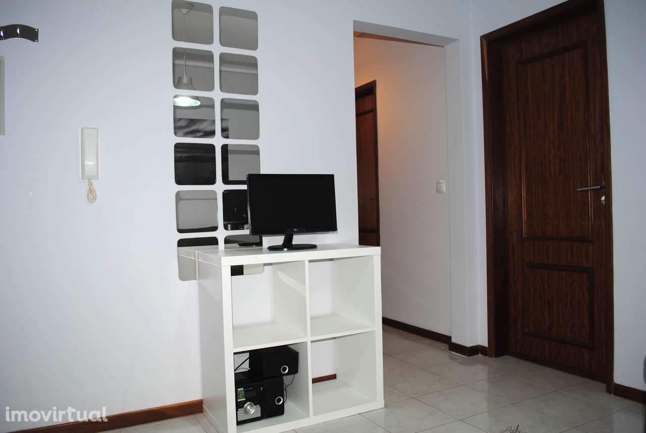 Oportunidade de Investimento: 3 quartos - Rentabilidade em Aveiro - Grande imagem: 3/19