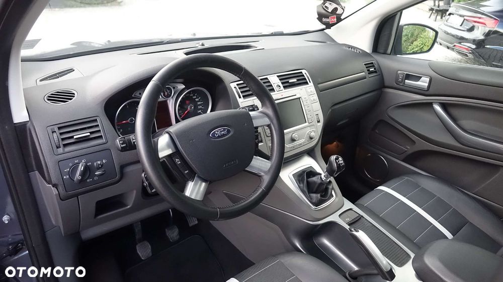 Ford Kuga - 5