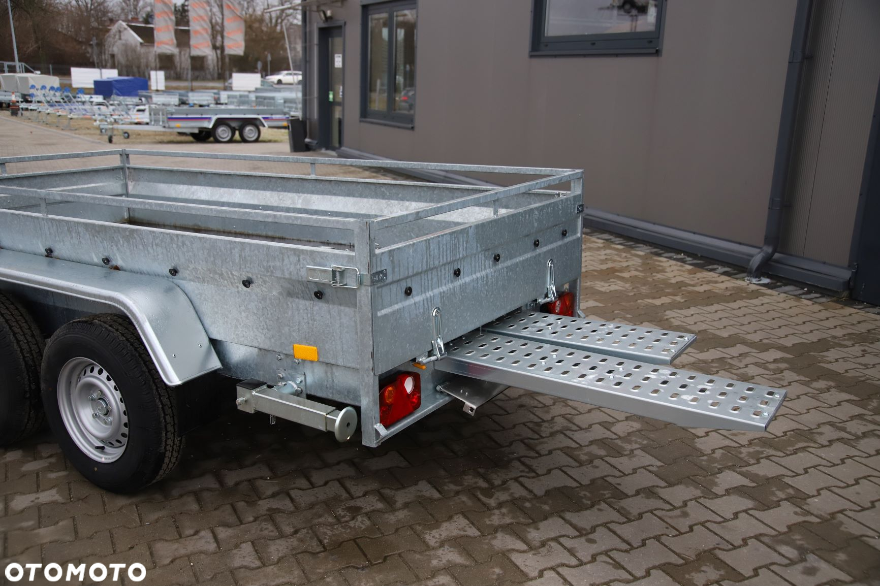 Niewiadów Majster z podjazdami 2700 kg - 12
