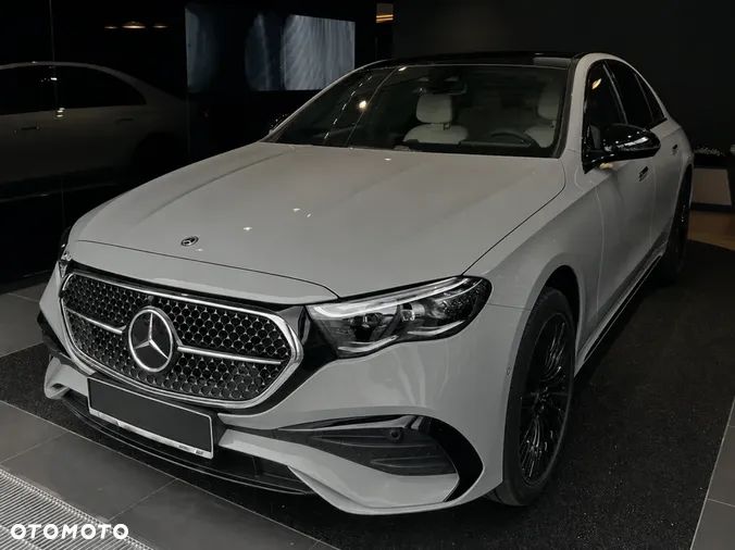 Mercedes-Benz Klasa E 200 4-Matic AMG - 3