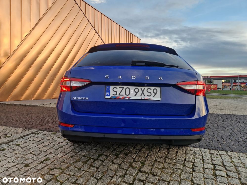 Skoda Superb 2.0 TDI Ambition DSG7 - 11