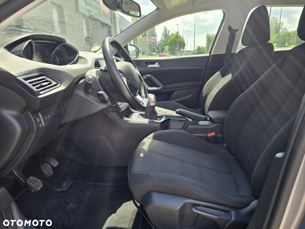 Peugeot 308 1.6 BlueHDi Business Line S&S - 19