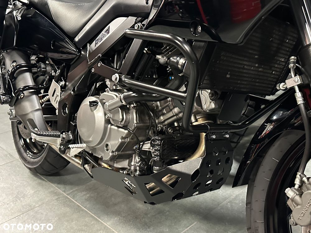 Suzuki V-STROM - 17