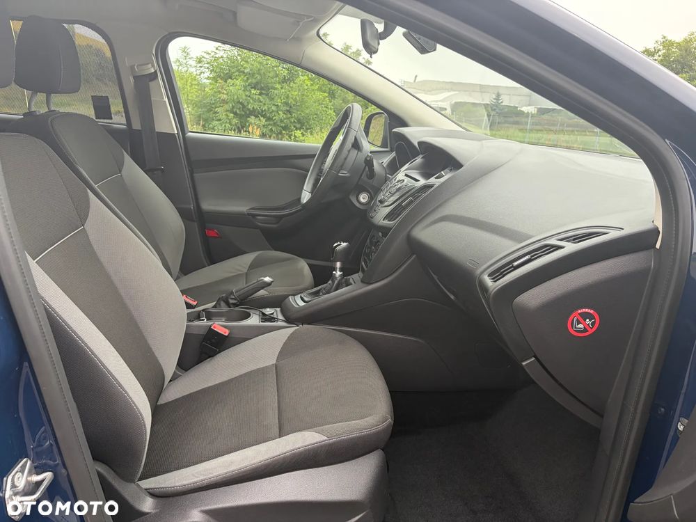 Ford Focus 1.6 TDCi Ambiente Start - 18