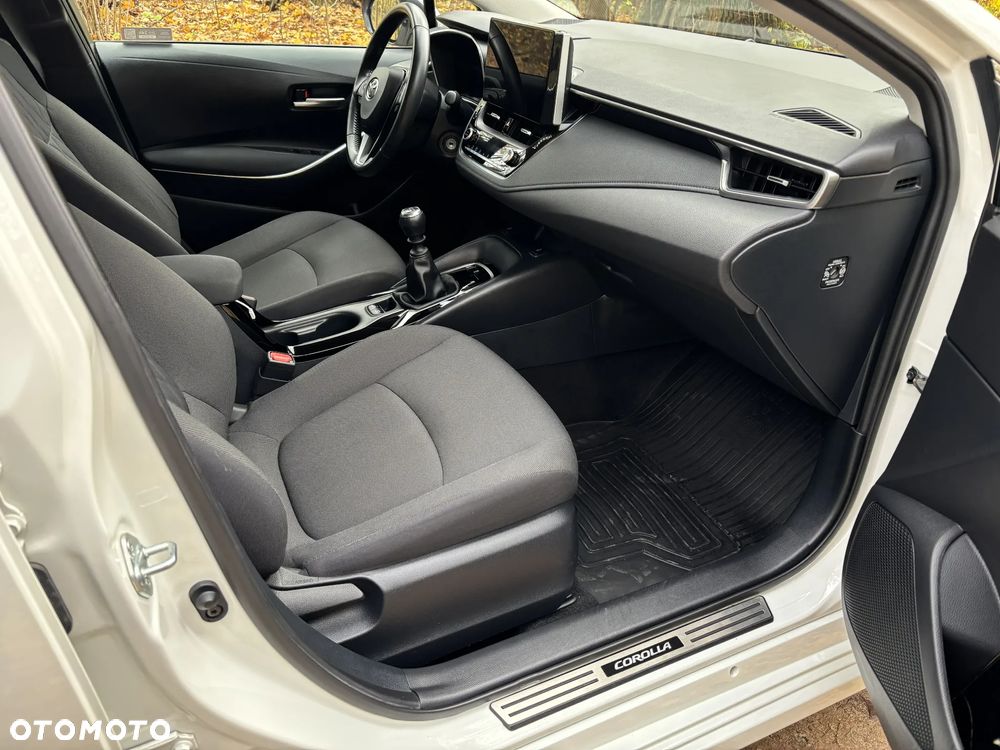 Toyota Corolla 1.6 Comfort - 16