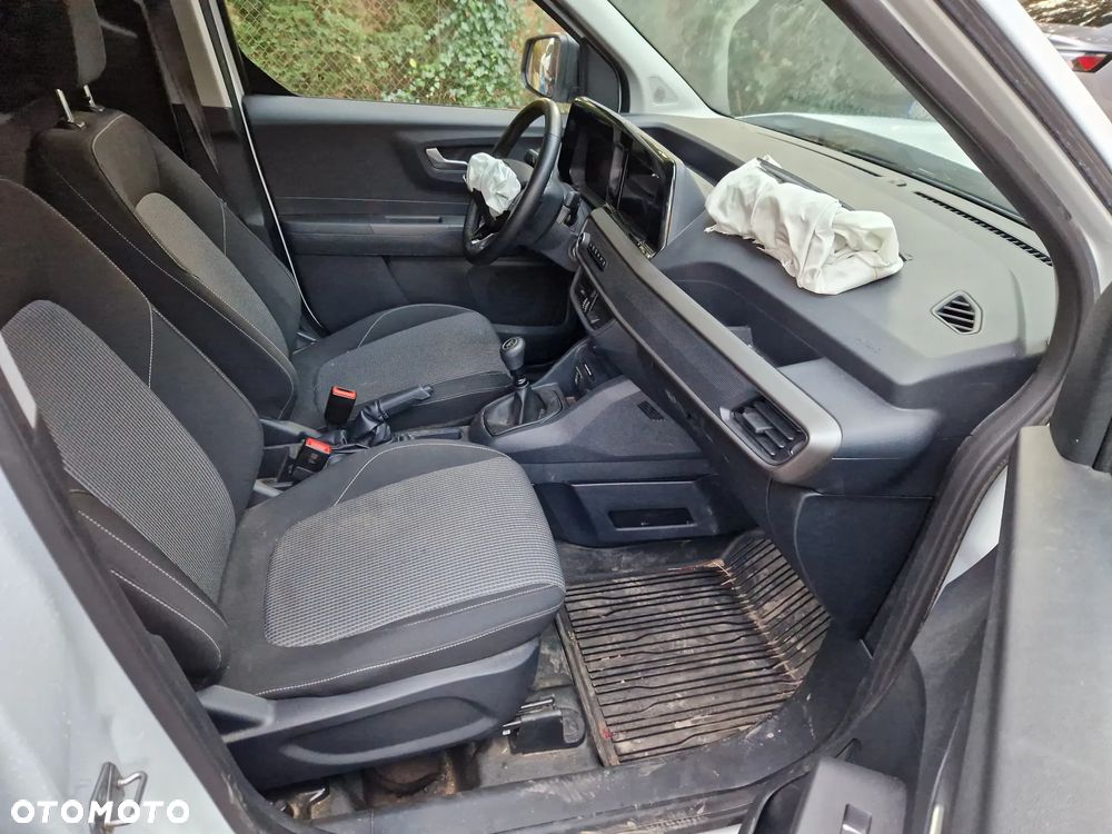 Ford Transit Courier - 7