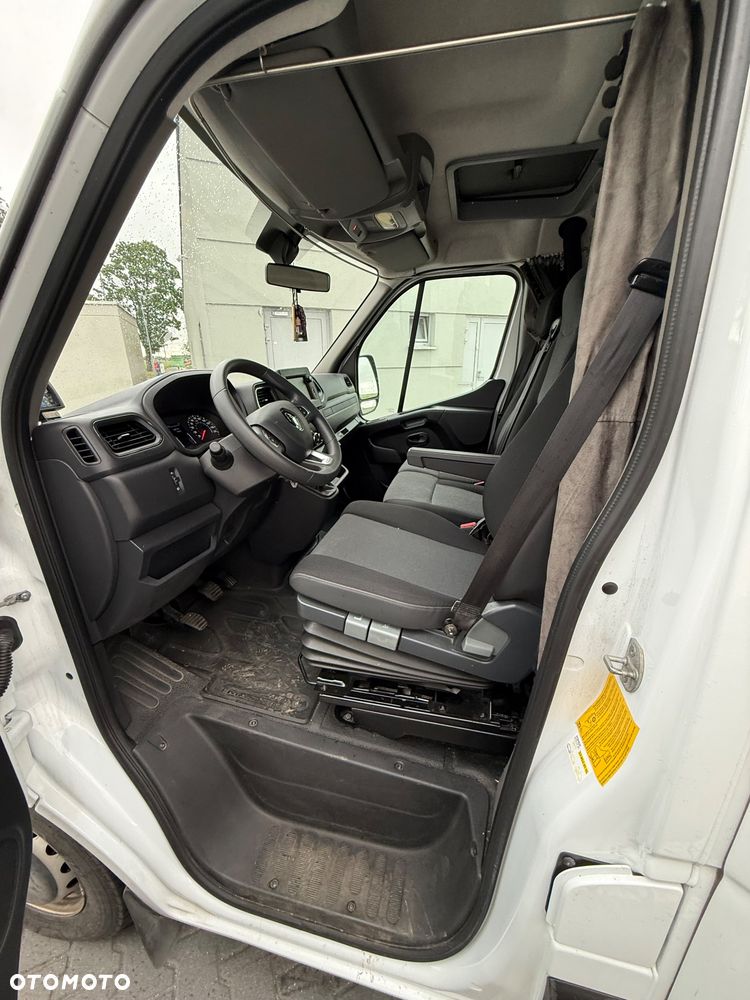 Renault Master - 22