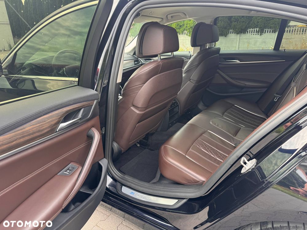 BMW Seria 5 530e iPerformance GPF Sport - 16