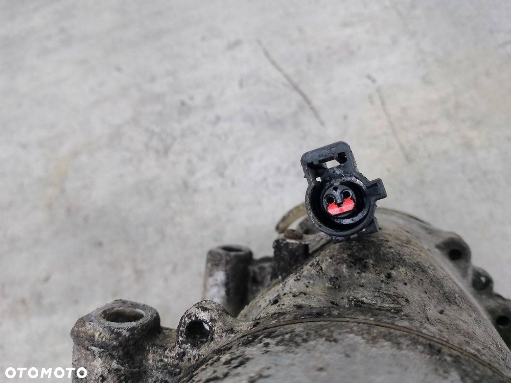 POMPA, SPRĘŻARKA KLIMATYZACJI MAZDA 2 I SD6VEA  SANDEN 1.4 CD - 2