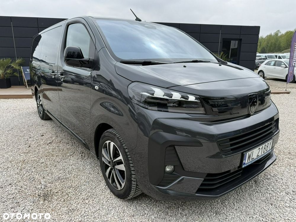 Peugeot Traveller - 15