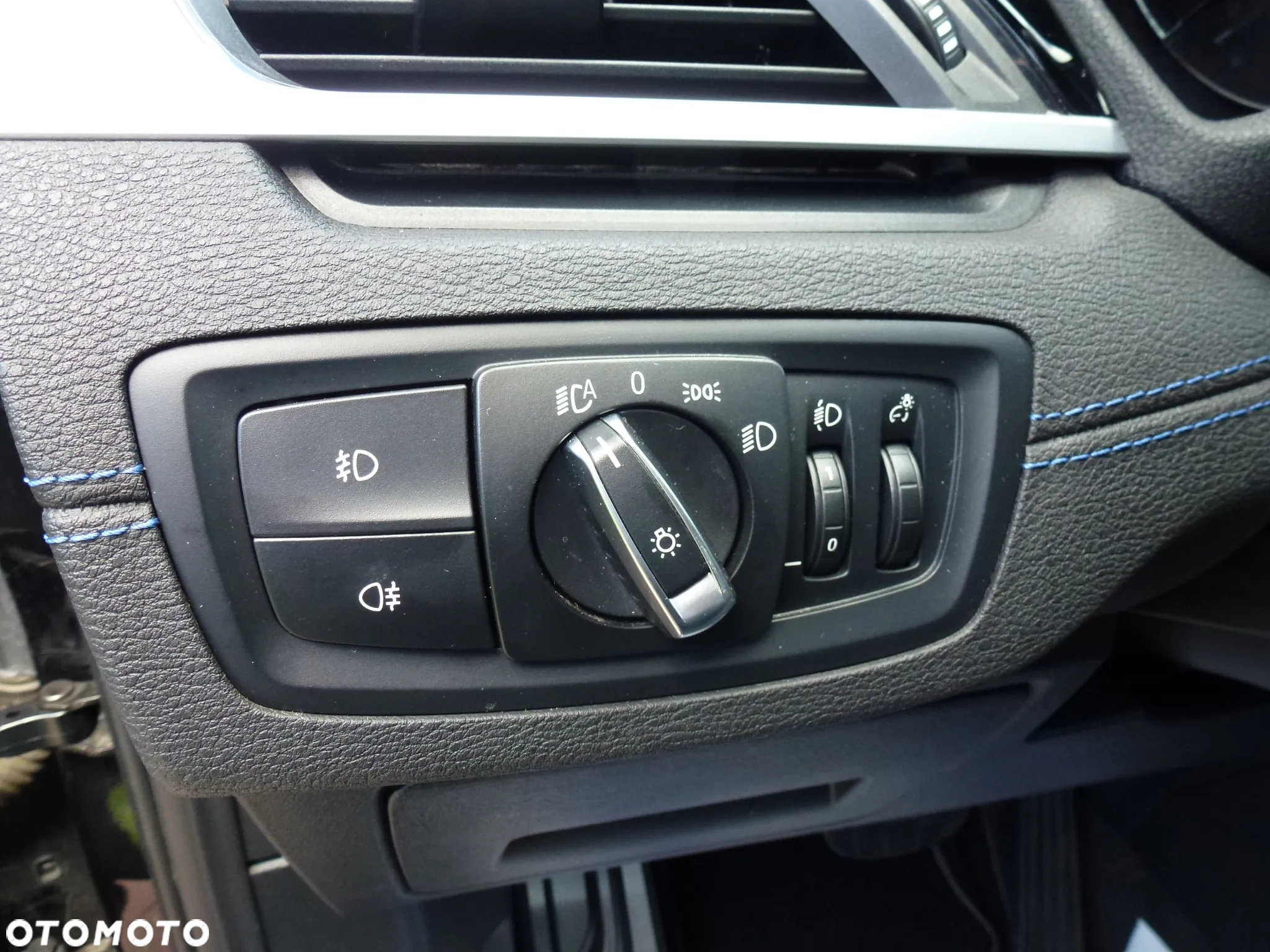 BMW X1 sDrive18d - 15
