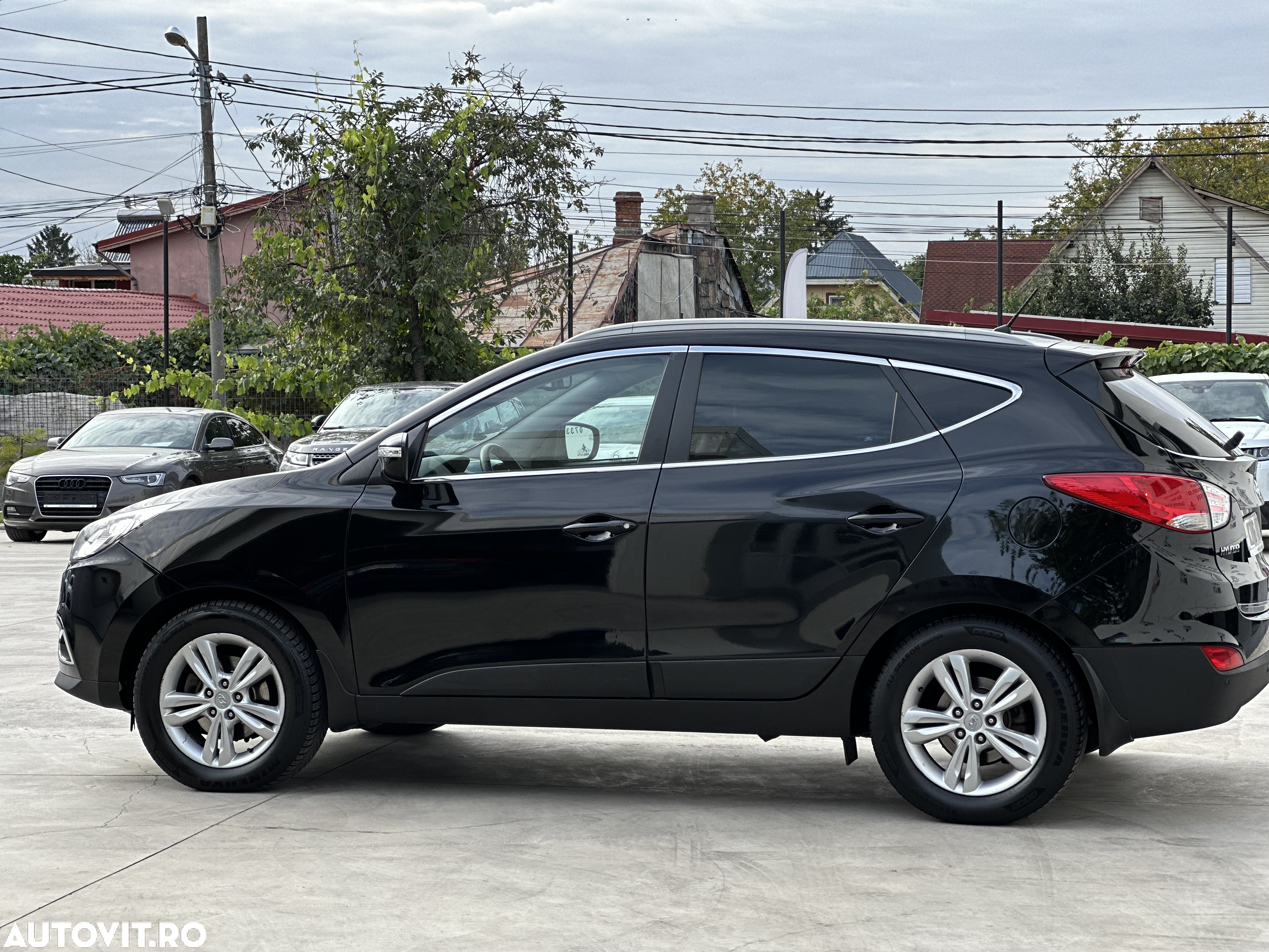Hyundai ix35 2.0 CRDI High 4WD GLS Aut. Premium - 23