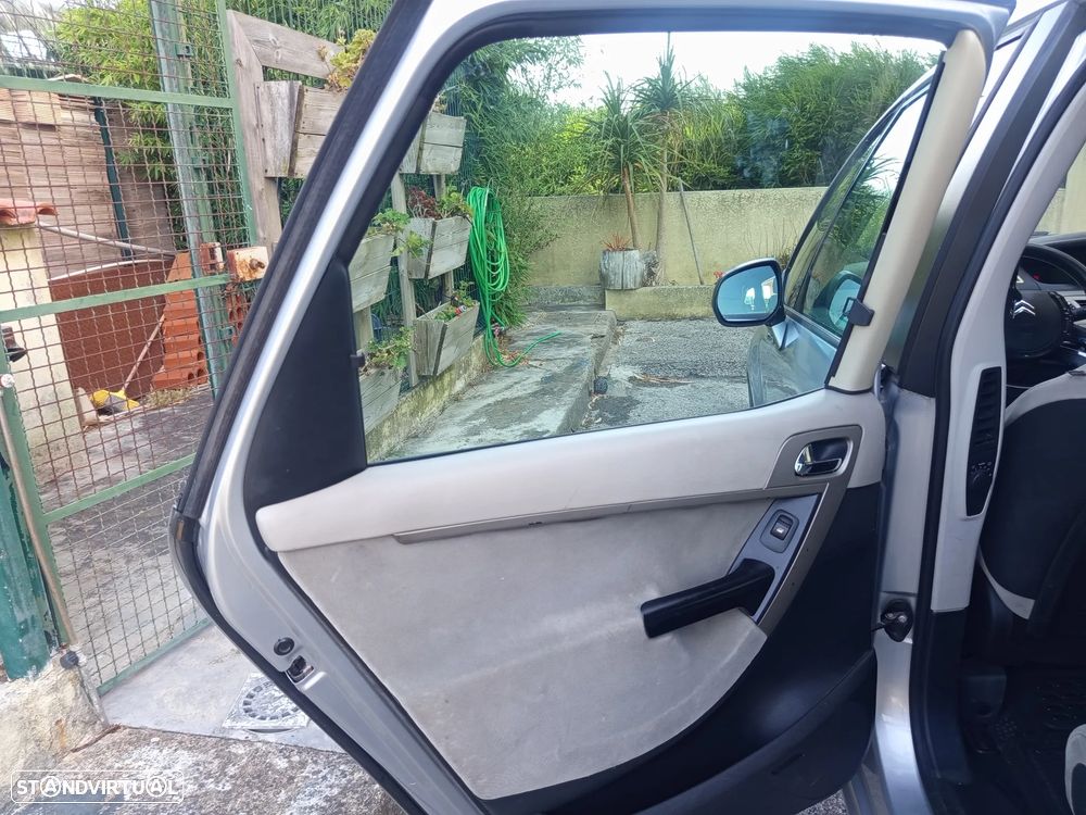 Citroën C4 Picasso 1.6 HDi Dynamique - 20