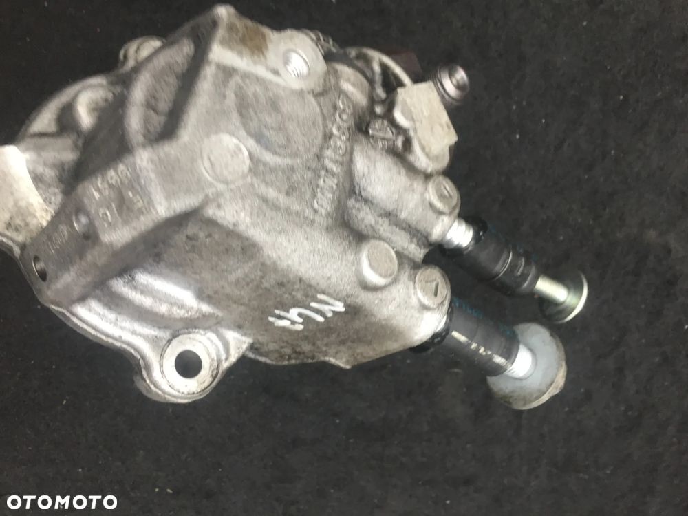 Części do silnika BMW 2.0D (N47) - Głowica, Rozrusznik, EGR, Przepustnica, Listwa wtryskowa, Pompa - 25