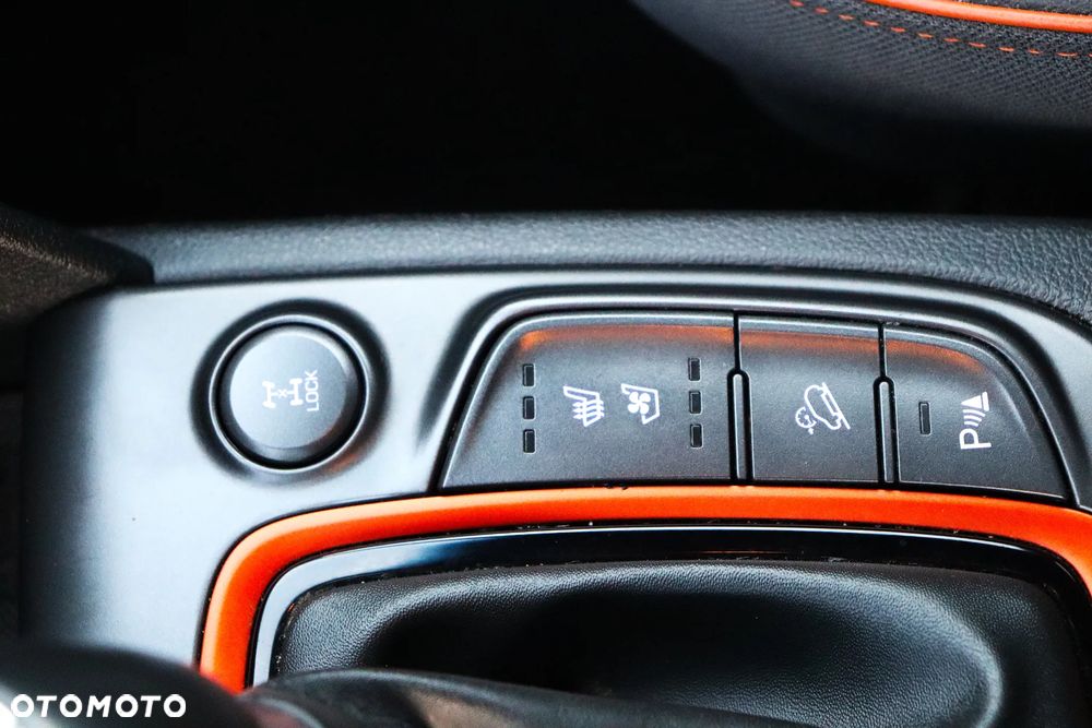 Hyundai Kona 1.6 T-GDI DCT Premium - 9