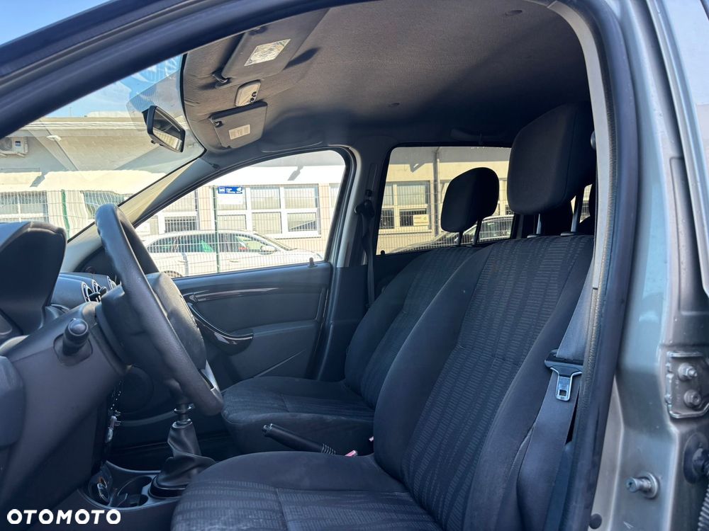 Dacia Duster 1.6 SL Garmin 4x4 - 8