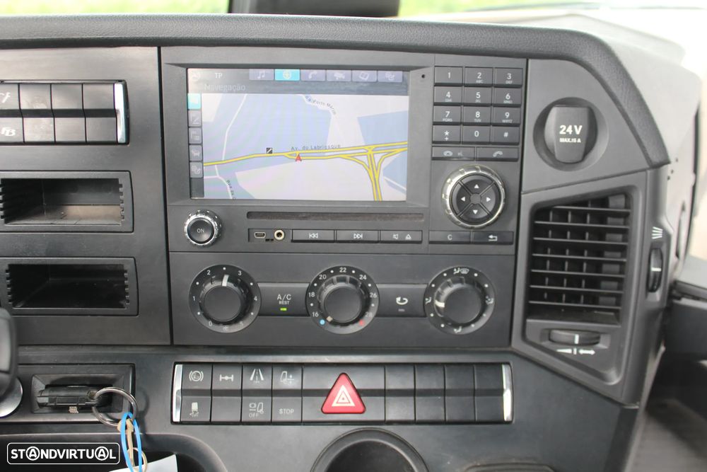 Mercedes Benz ACTROS 963 4-A - 13