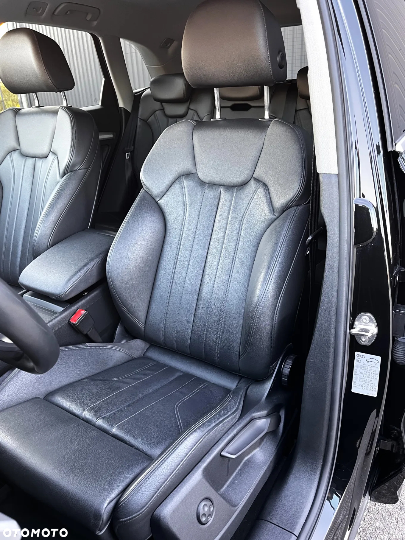 Audi Q5 55 TFSI e Quattro S tronic - 24