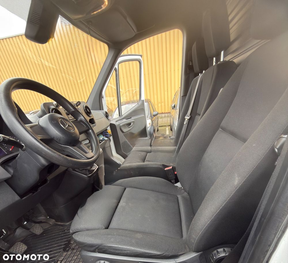 Mercedes-Benz sprinter - 11