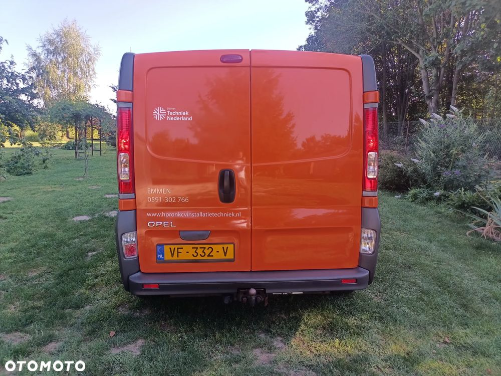 Opel Vivaro - 17