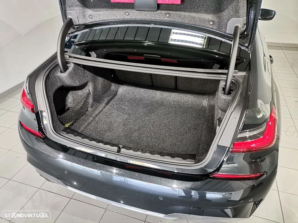 BMW 320 d Pack M Auto - 30