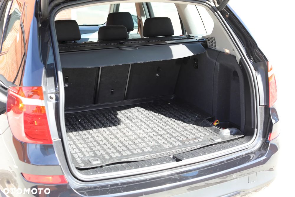 BMW X3 xDrive20i - 16
