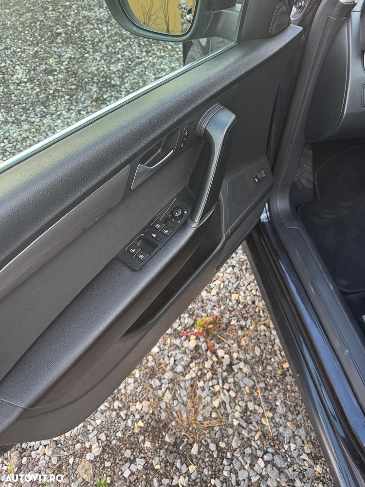 Volkswagen Passat Variant 2.0 Blue TDI DSG SCR Comfortline - 8