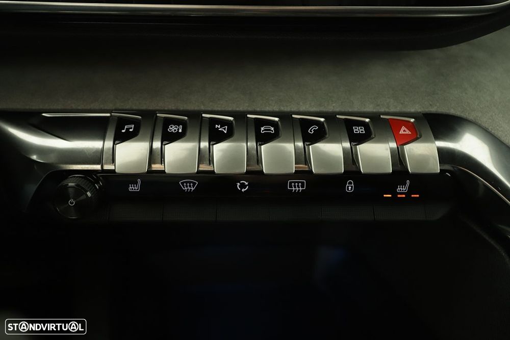 Peugeot 3008 1.2 PureTech GT EAT8 - 14