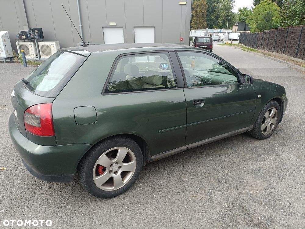 Audi A3 Sportback - 4