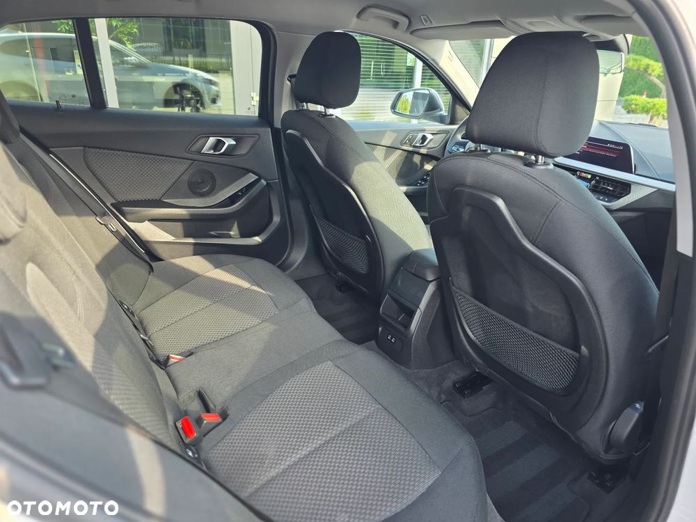 BMW Seria 1 116d Sport Line - 34