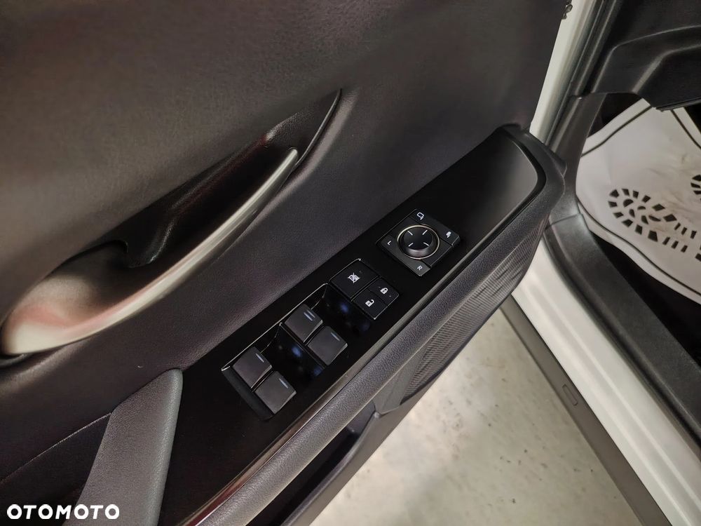Lexus UX 250h Elegance 2WD - 30