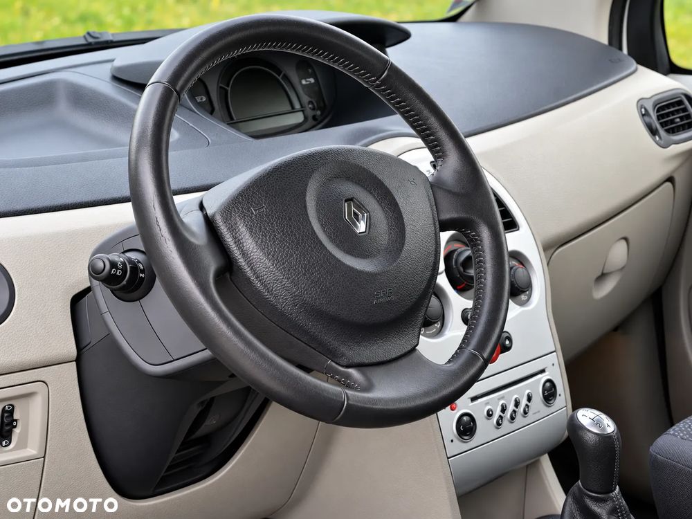 Renault Modus 1.6 16V Dynamique - 25