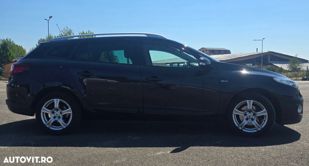 Renault Megane ENERGY dCi 130 Start & Stop Bose Edition - 3