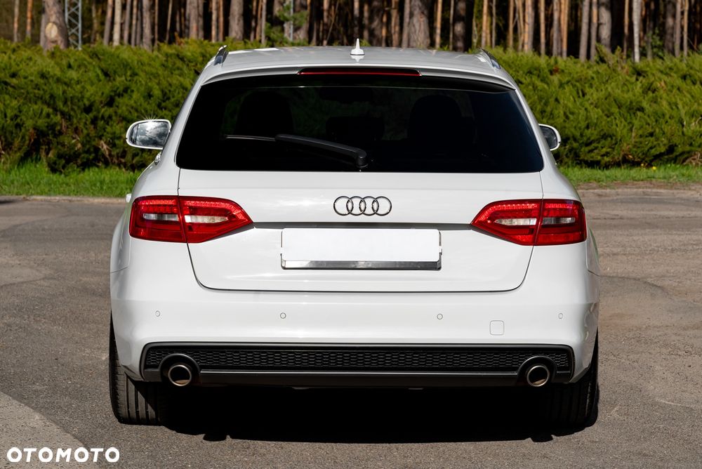 Audi A4 Avant 3.0 TDI DPF quattro S line Sportpaket - 8